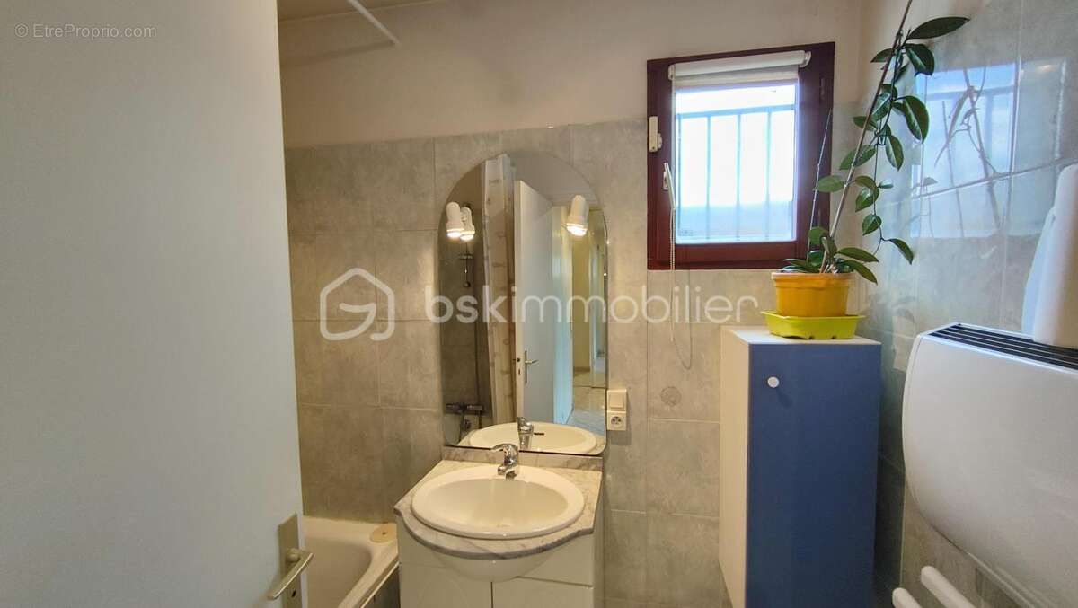 3 pièces de 68m2 en rez-de-chaussée avec loggia, terrasse et parking - photo 19
