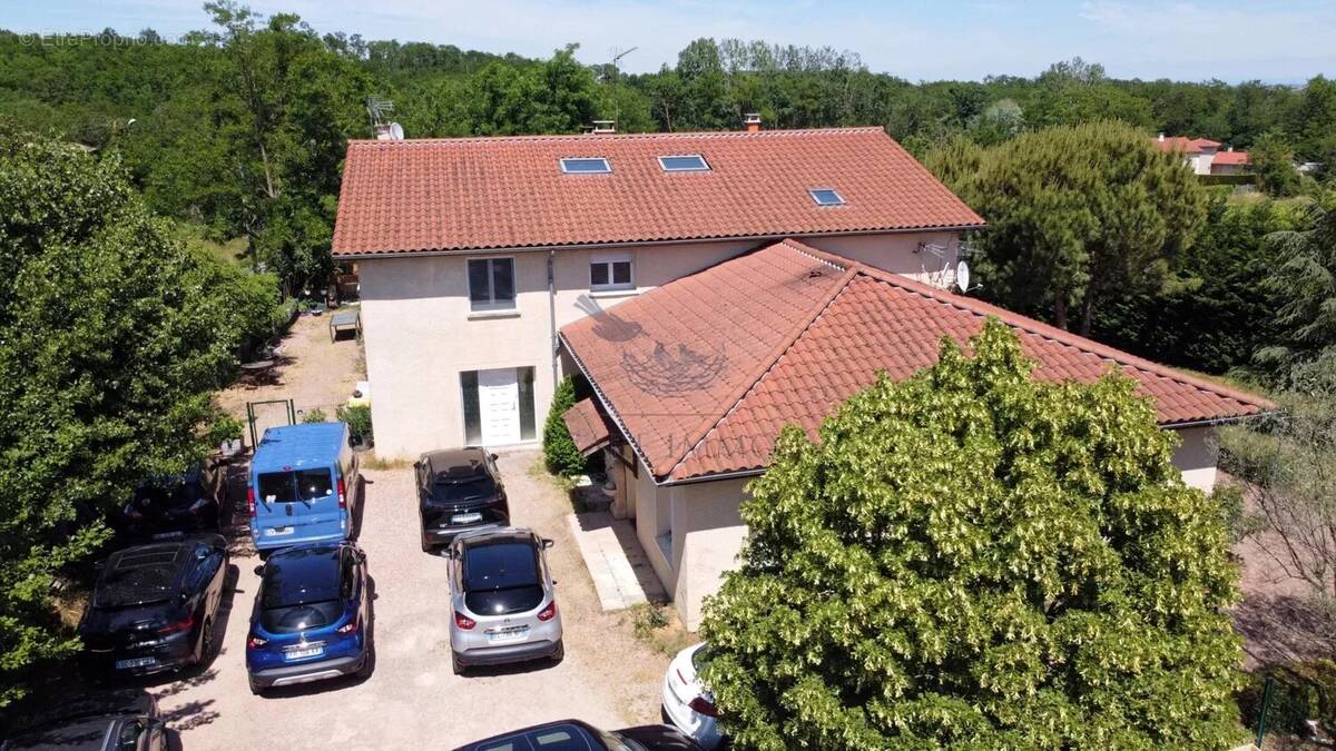 Appartement à LIERGUES