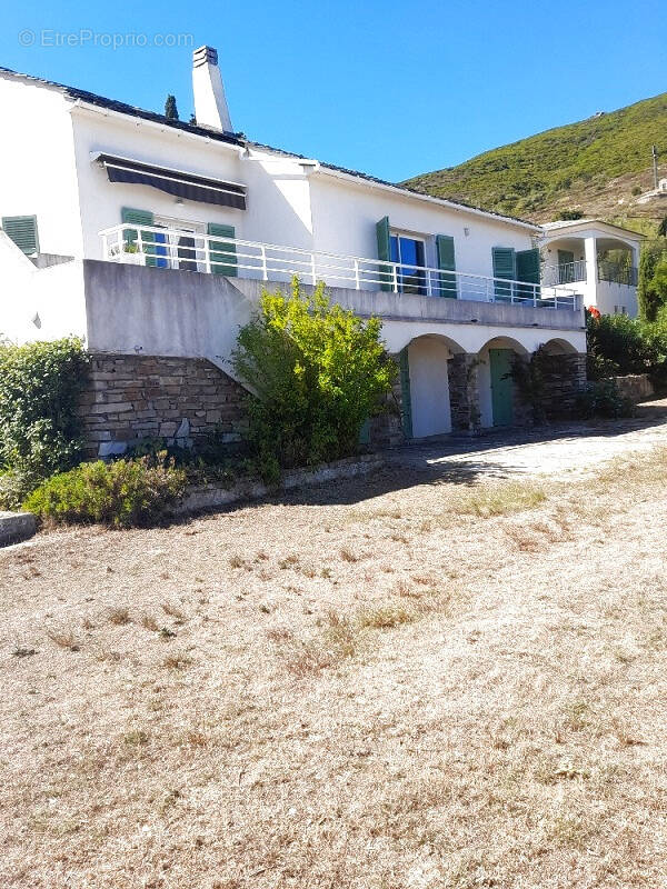 Maison à BRANDO