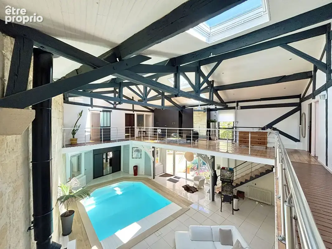 Loft exceptionnel avec piscine - Chartrons - photo 2