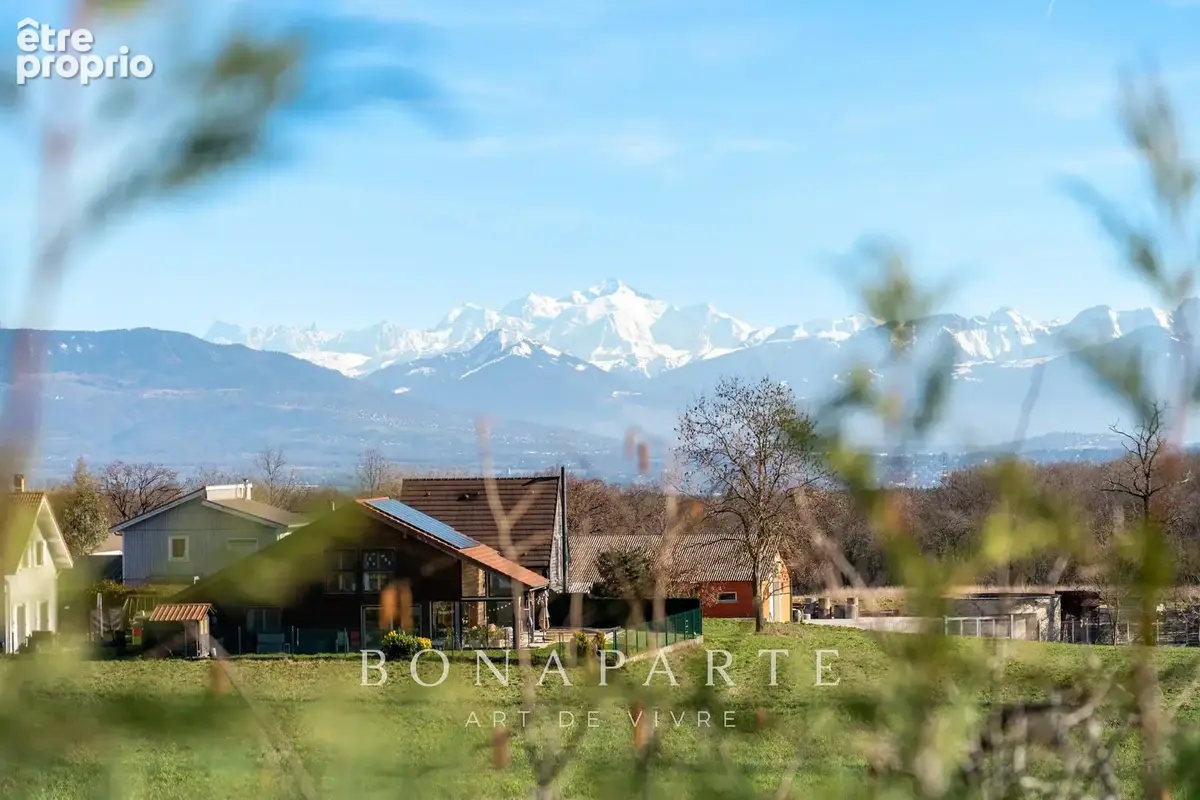 Cessy - maison p6 de 242 m² - vue mont-blanc - appartement independant - photo 3
