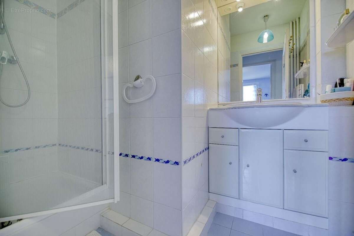 Photo 7 - Appartement à LE PLESSIS-ROBINSON