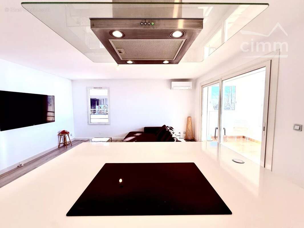 Maison à PORT-SAINT-LOUIS-DU-RHONE