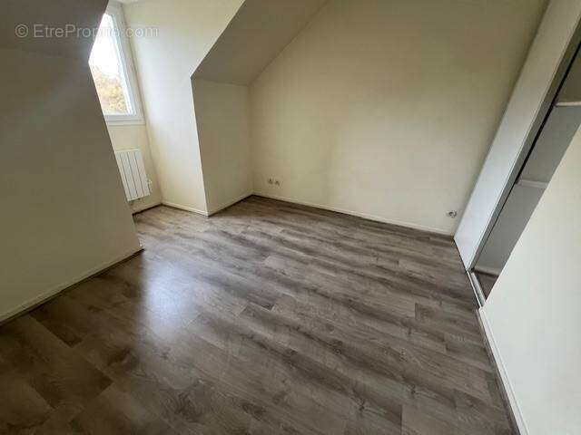 Appartement à EPERNON