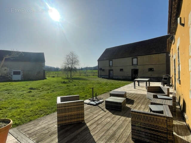 Maison à CONDE-SUR-HUISNE