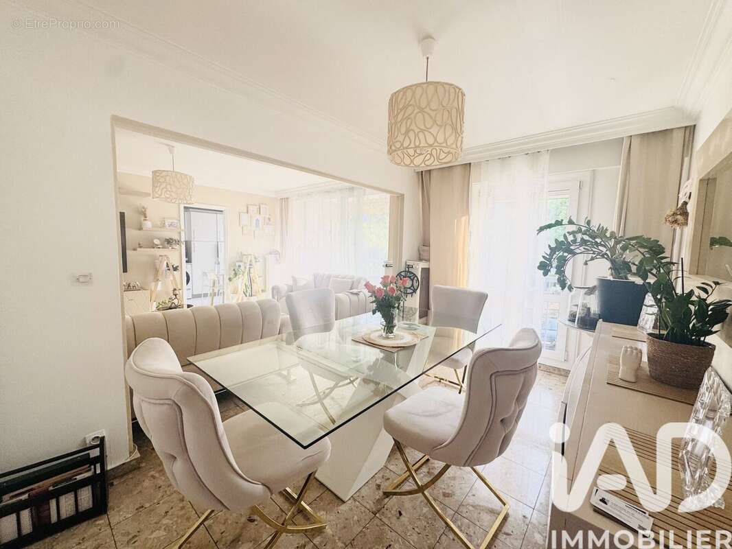 Photo 2 - Appartement à SAINT-ETIENNE