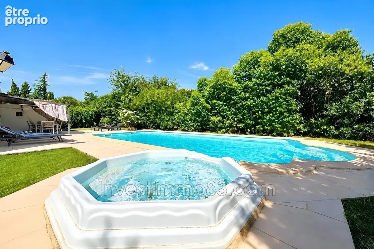 Maison 7 pièces 200 m² à vendre à Pourrieres (83910) - photo 7