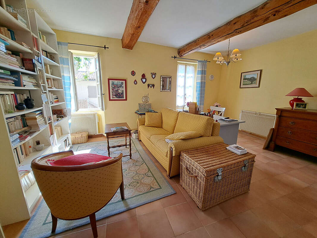 Maison à LE BARROUX