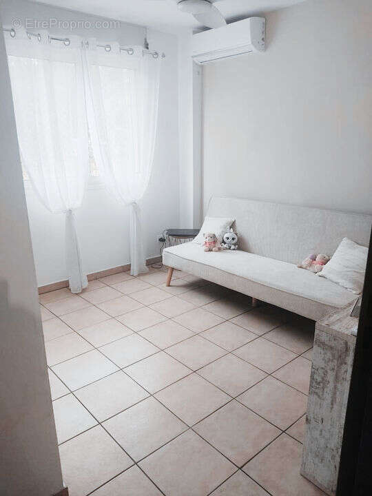 T3 rez-de-jardin sans travaux - Appartement à SAINT-LOUIS