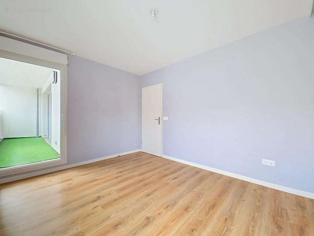 Appartement à ROMAINVILLE