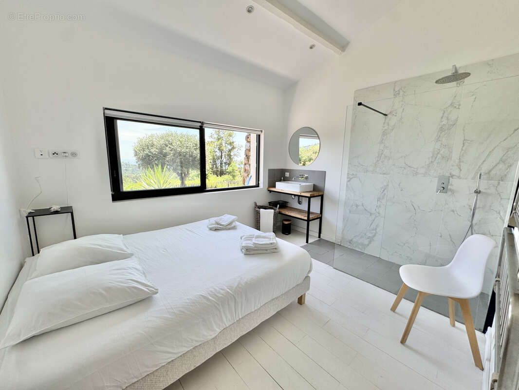 Maison à LA CROIX-VALMER