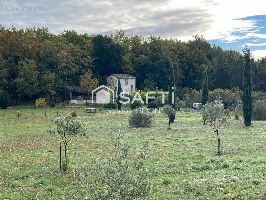 Photo 1 - Maison à TOURVES