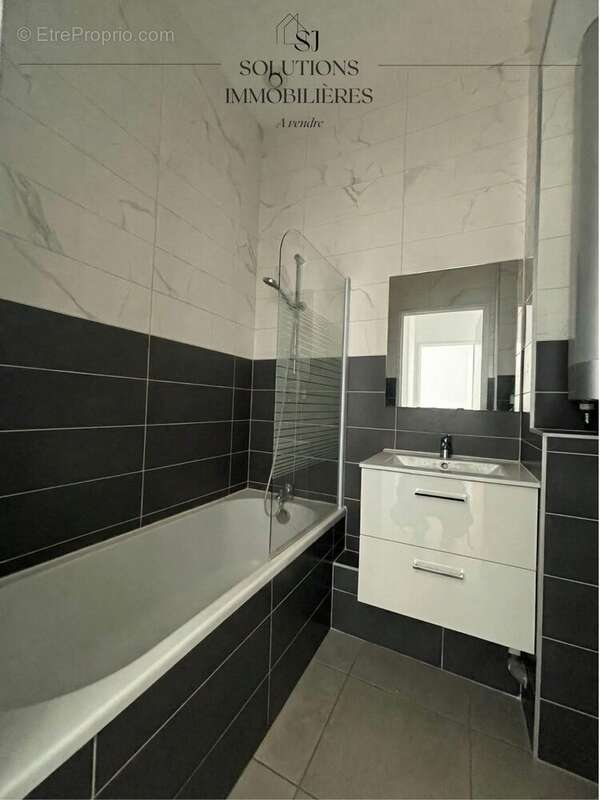 Appartement à SAINTE-COLOMBE