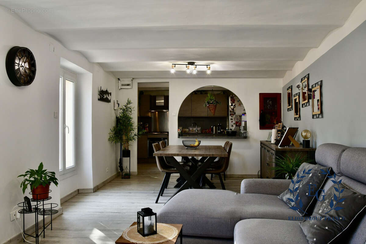 Maison à MARSEILLE-6E