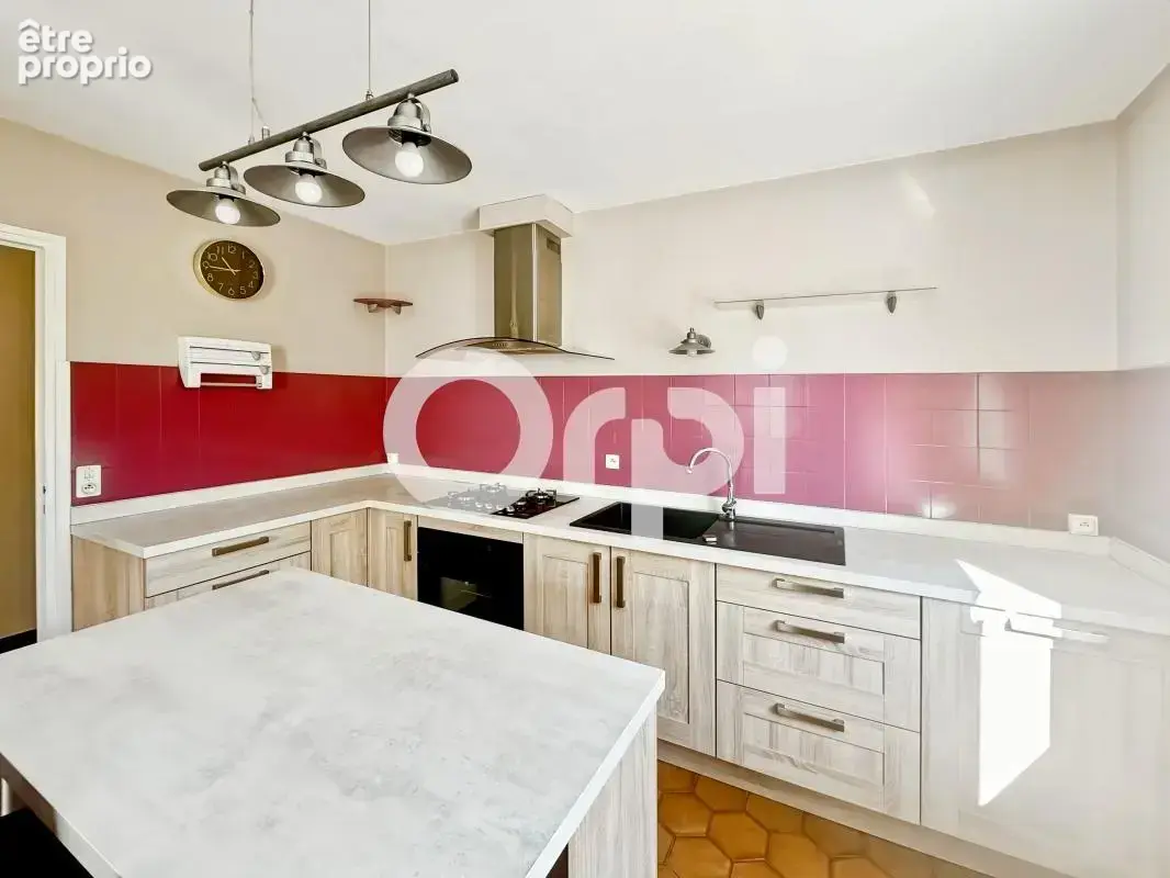 Maison À Vendre sur beau terrain - photo 11