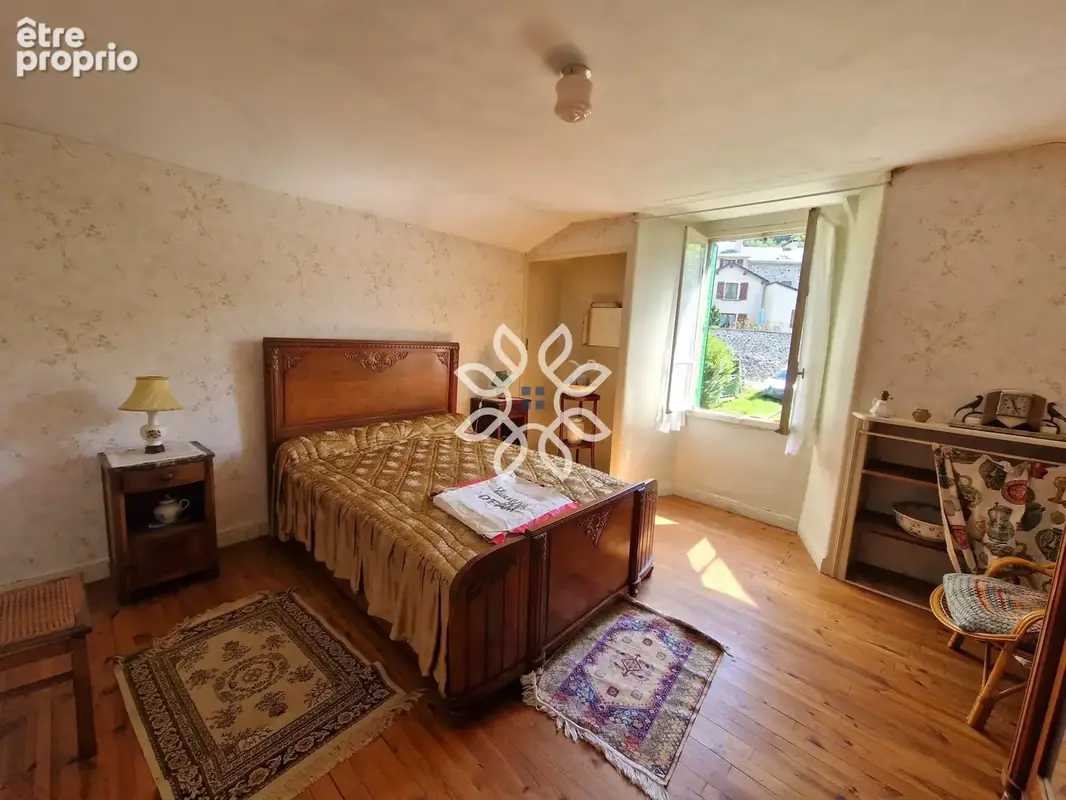 Maison de caractère avec droit d’eau et vaste terrain - photo 12