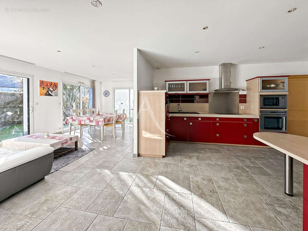Maison contemporaine - au calme d'une impasse en centre-ville - photo 9