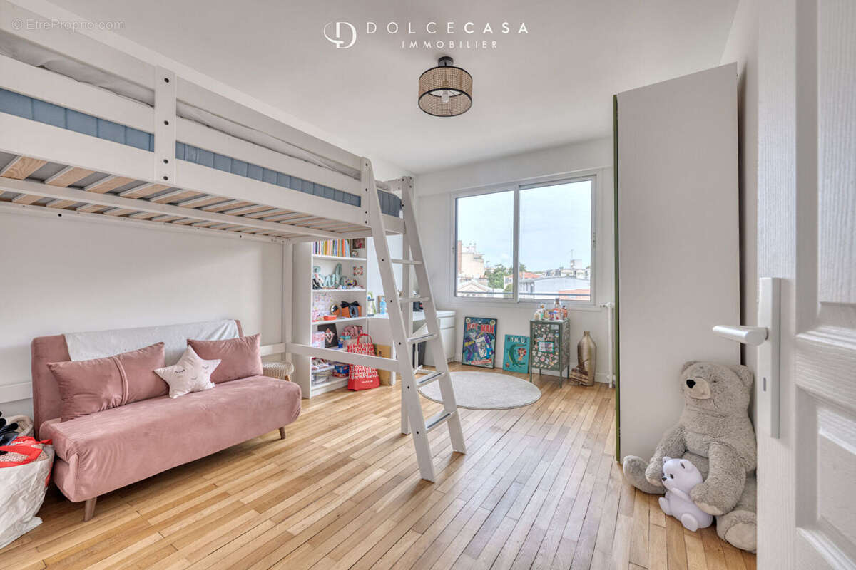 Appartement à NOGENT-SUR-MARNE