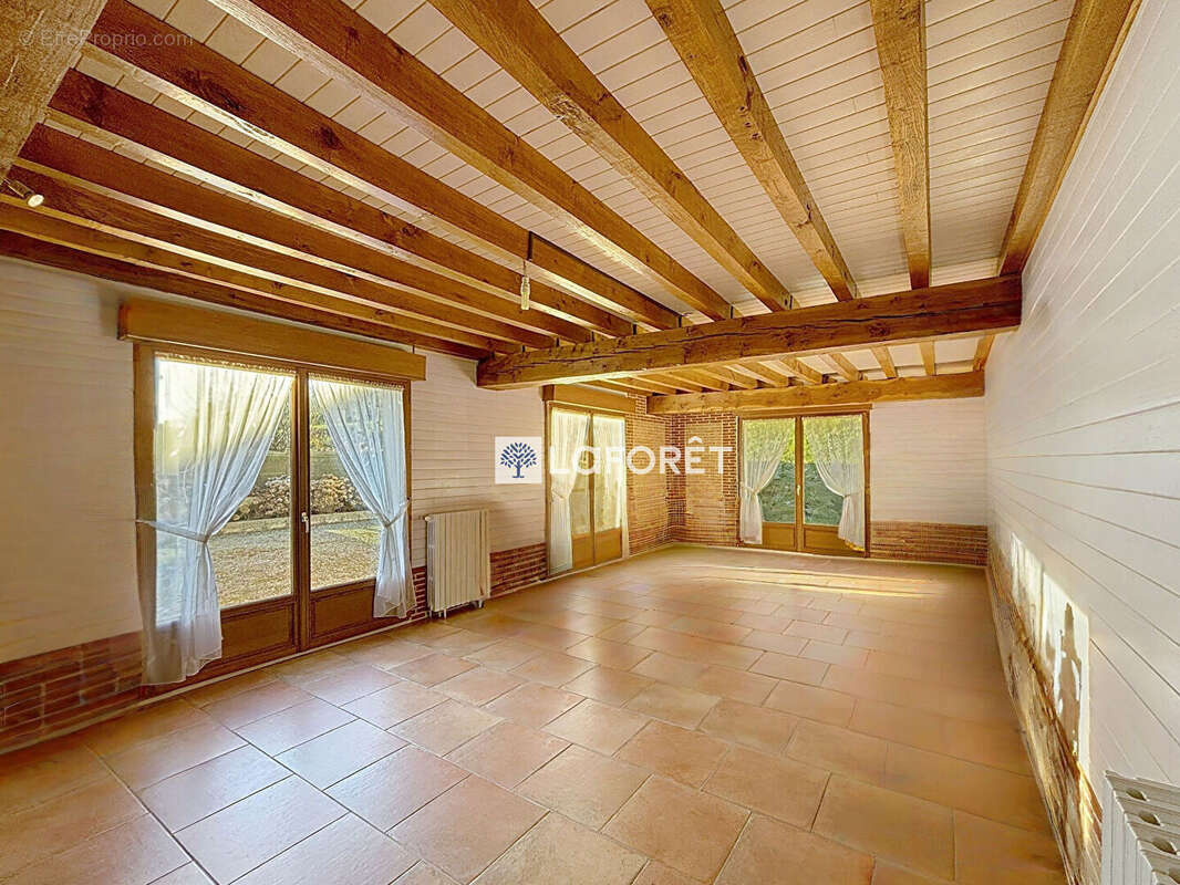 Maison à SAINT-LEONARD