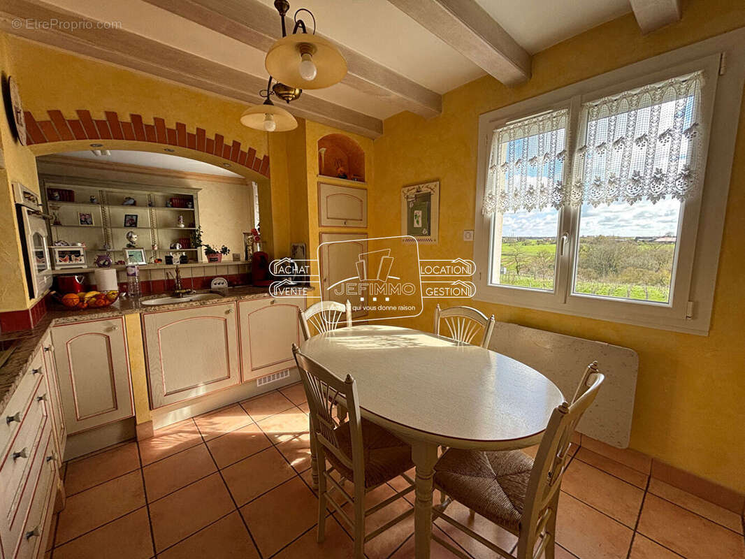 Maison Divatte Sur Loire 5 pièce(s) 128 m2 - photo 4