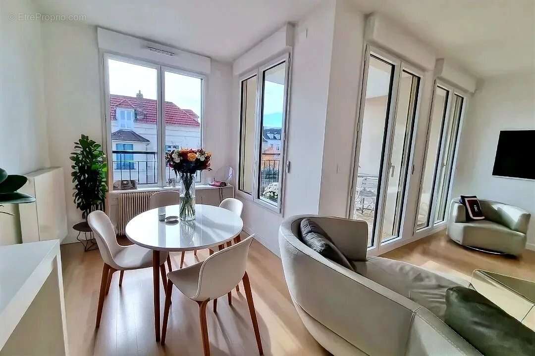 Appartement à CROISSY-SUR-SEINE