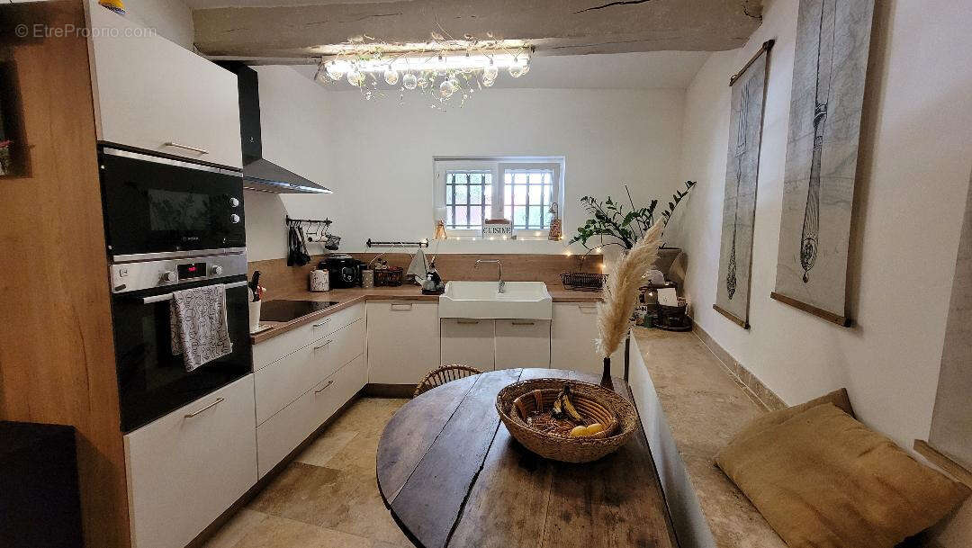 Maison à JONQUIERES