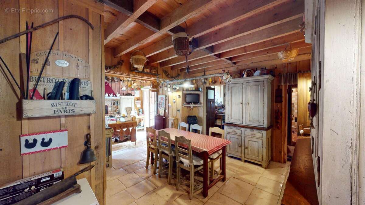 Maison à REBAIS