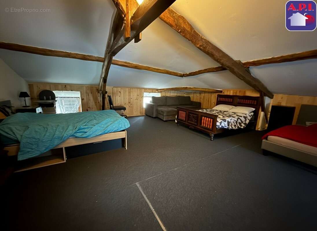 Maison à PRAT-BONREPAUX