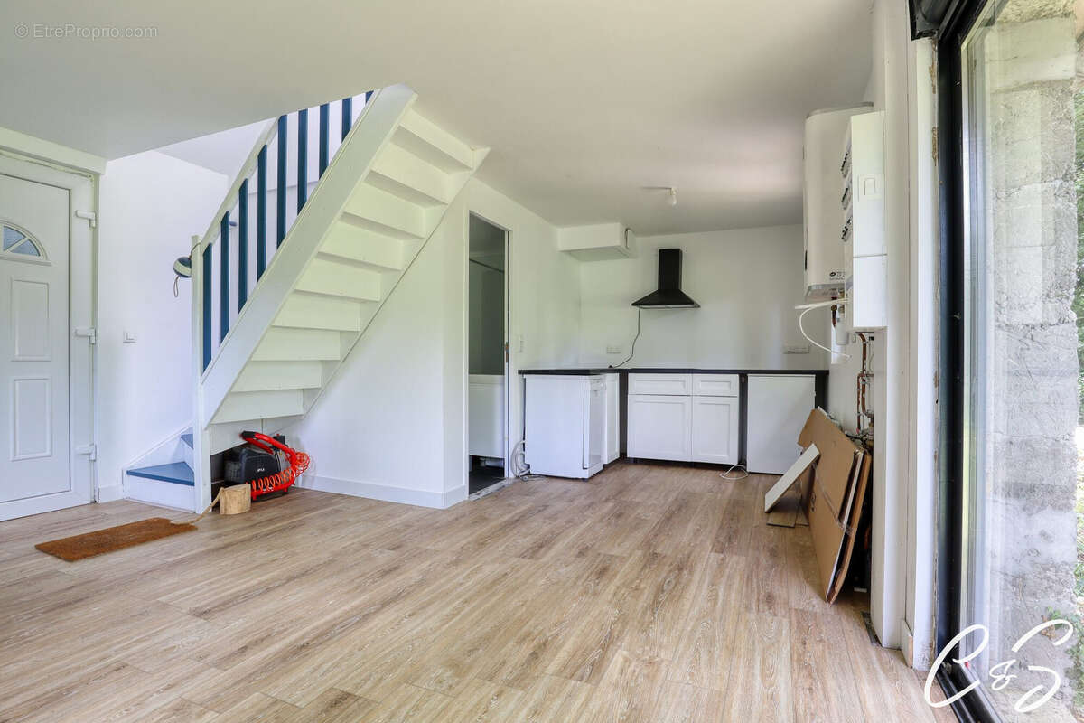 Maison 33 m² à Plomeur  - photo 4
