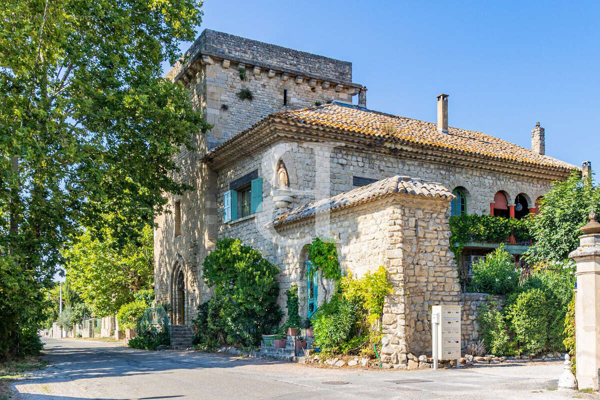 Maison 340 m² à L'isle-Sur-La-Sorgue  - photo 5