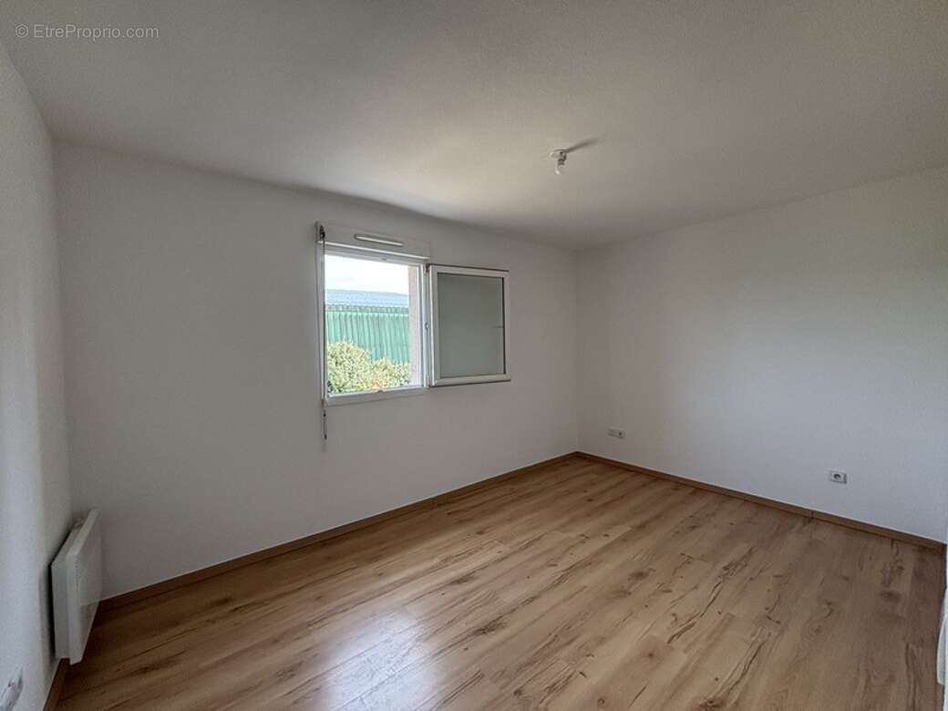 Maison 64 m² à Montelimar  - photo 7