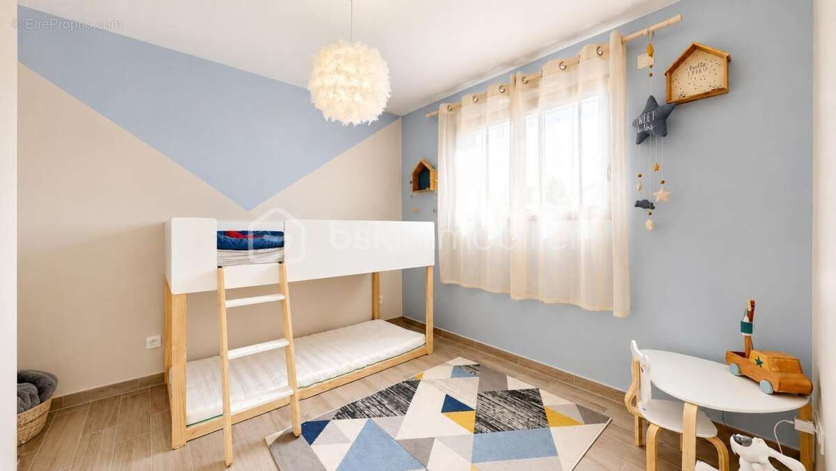Maison contemporaine de plain-pied – 128 m² – 4 chambres – Double garage - photo 9