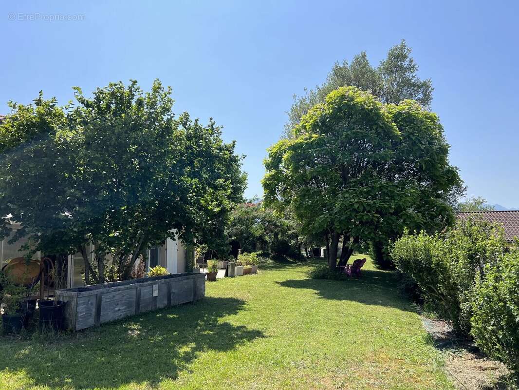 Maison à SAINT-LATTIER