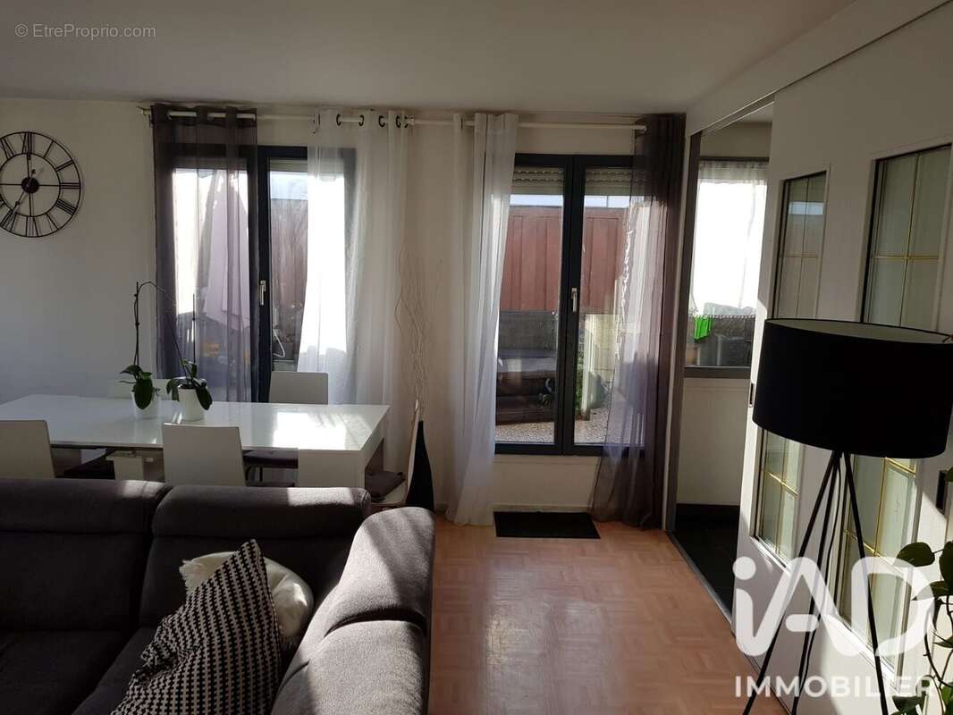 Photo 8 - Appartement à EVRY