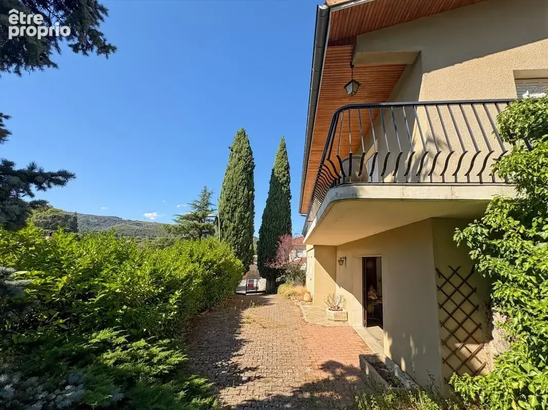 SAINT-PÉRAY – Grande maison familiale de 168 m² avec terrain d’environ 1 000 m² - photo 25