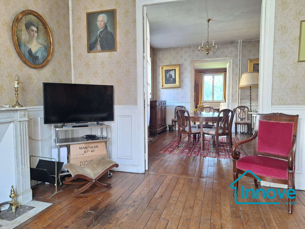 Maison à VERSAILLES