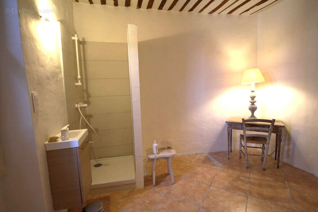 Maison à MAZAN
