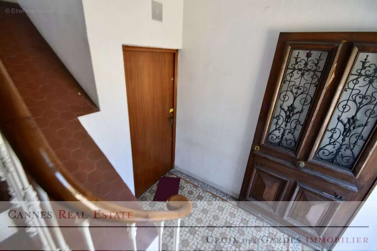 Appartement à LE CANNET