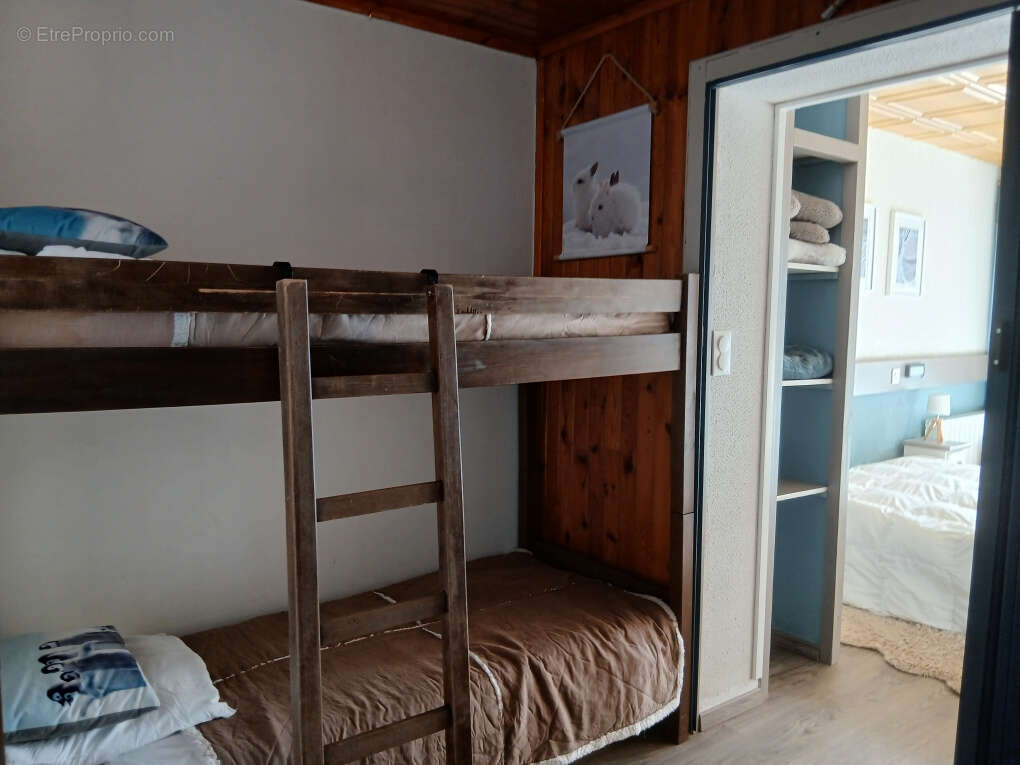 Appartement à SAINT-FRANCOIS-LONGCHAMP