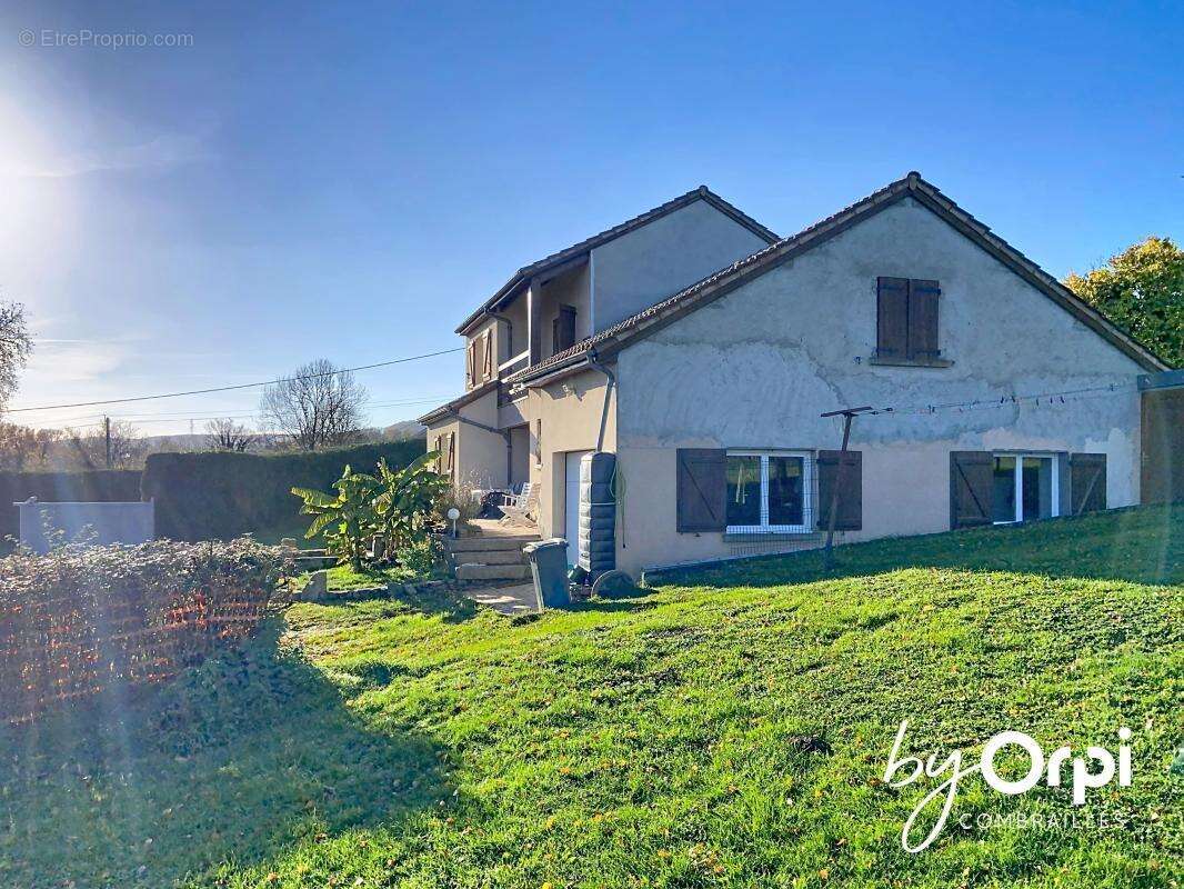 Maison à SAINT-ELOY-LES-MINES