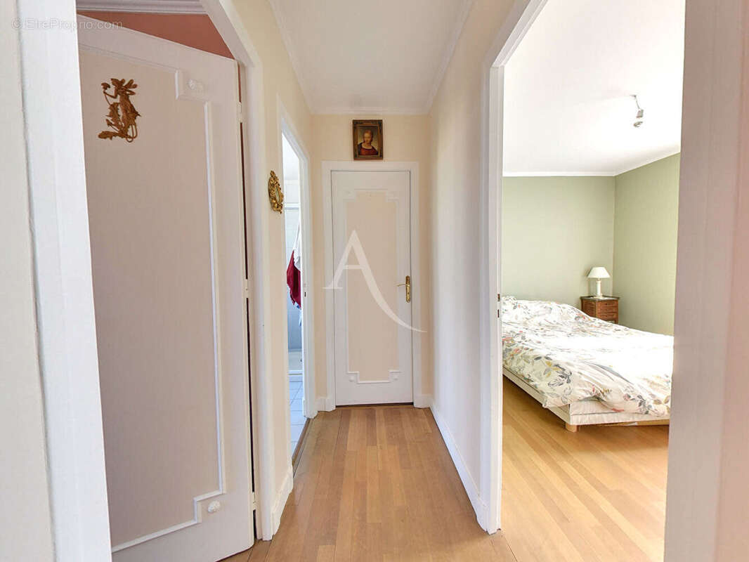 Maison à BRY-SUR-MARNE