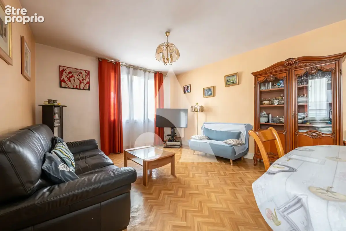 La Varenne St-Hilaire, Bel appartement familial 4 pièces de 81m2 - photo 4