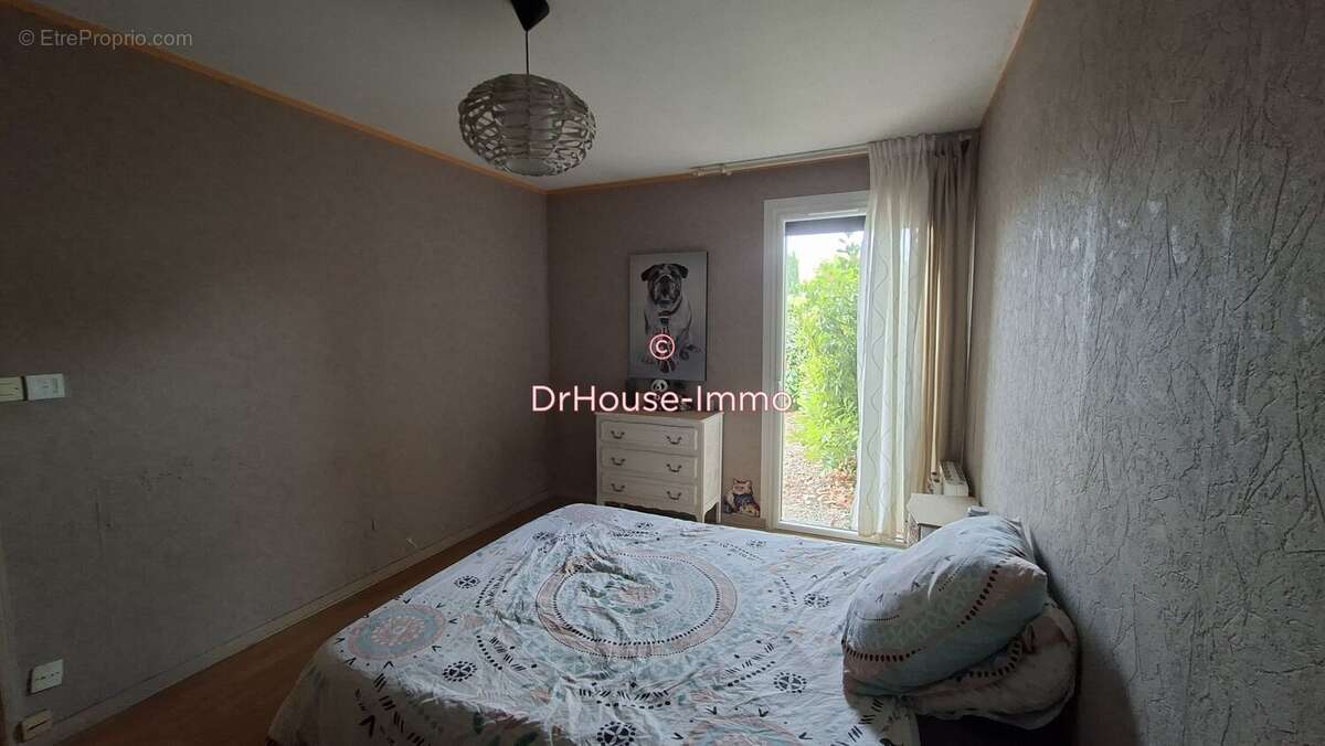 Maison 81 m² à Ambares-Et-Lagrave  - photo 11