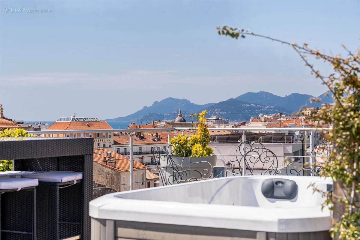 Appartement à CANNES