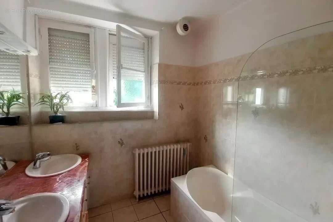 Propriété avec piscine - photo 8