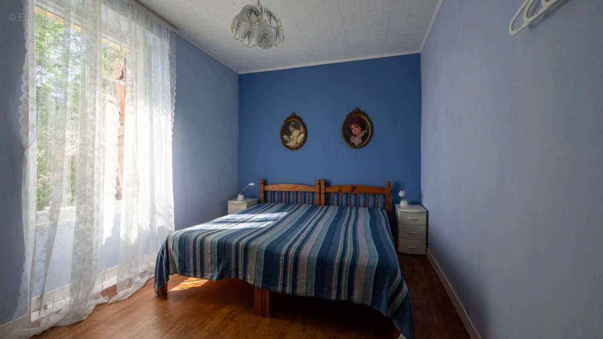 SECTEUR COEUR DE CAUSSE - Spacieuse Demeure, maison d'amis et gr - photo 14