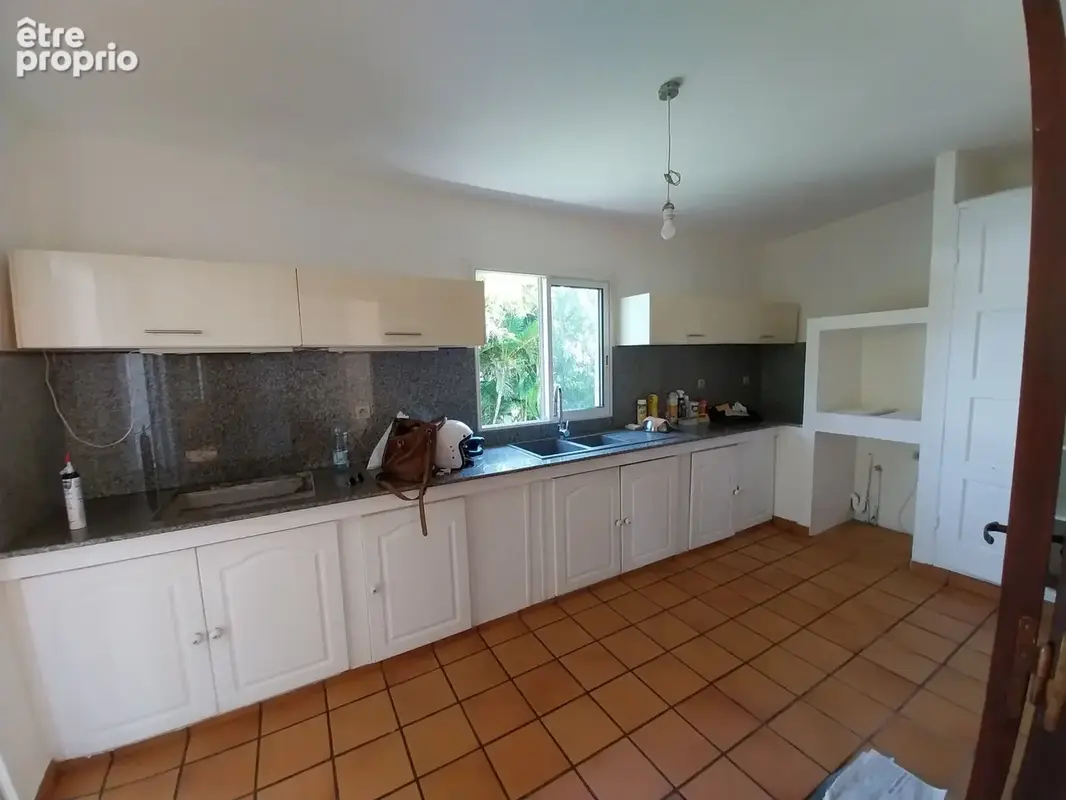 Villa T6 La montagne - quartier Etat Major. - photo 3