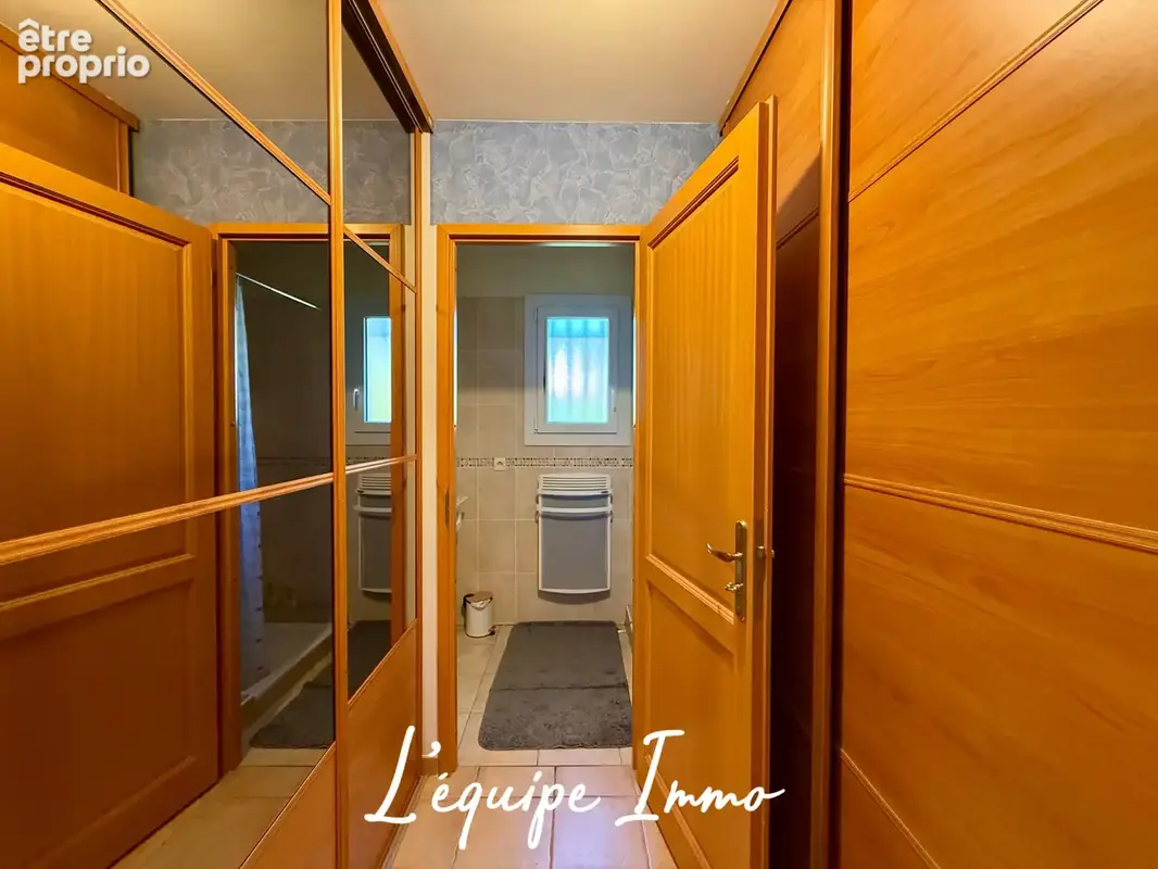 Maison familiale de 204 m2   Piscine   Environnement naturel privilégié - photo 9
