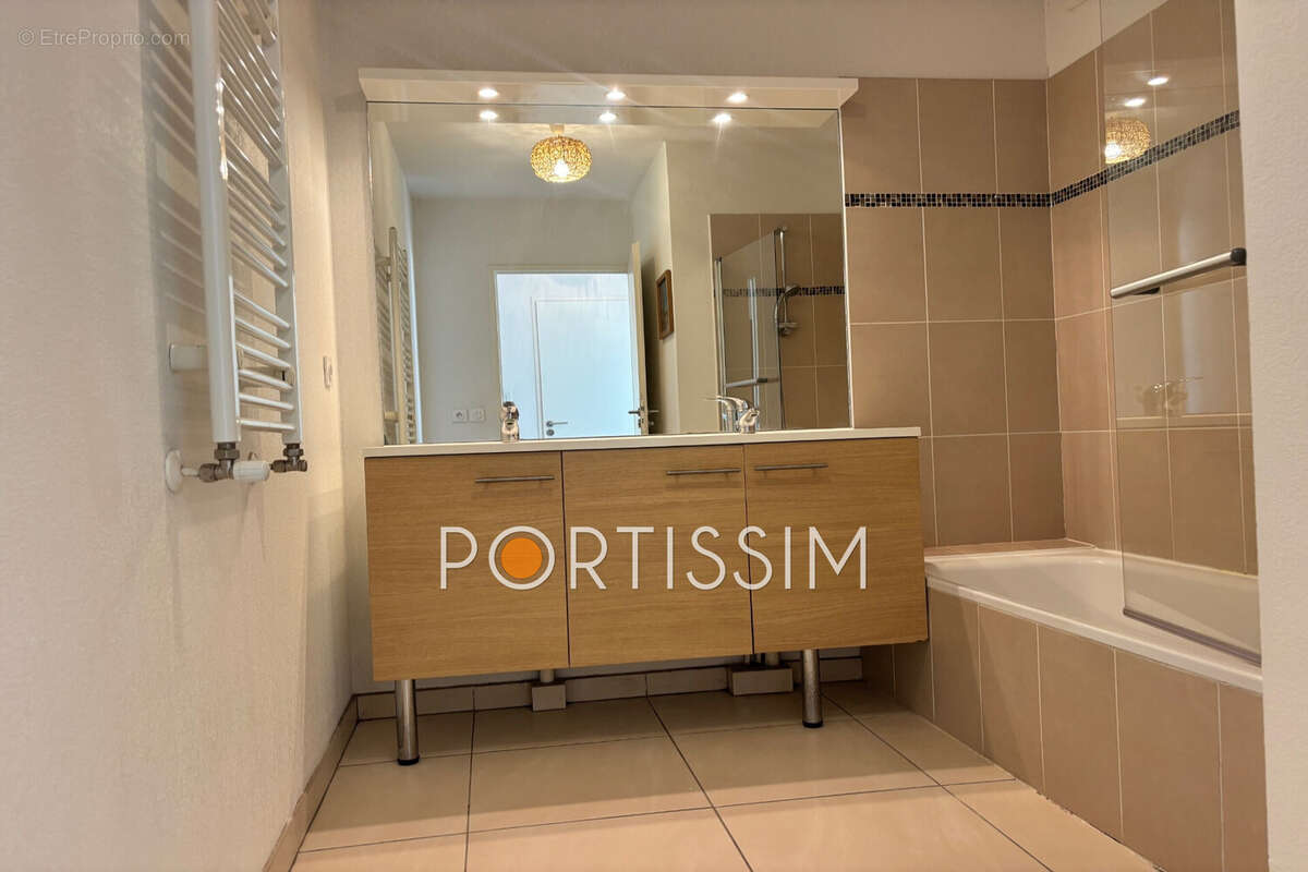 Appartement à CAGNES-SUR-MER