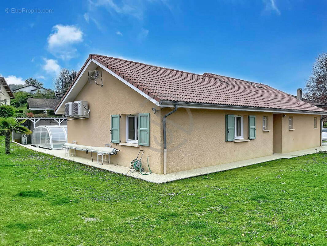 Maison à IZEAUX